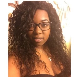 Meet your Posher, Natalie